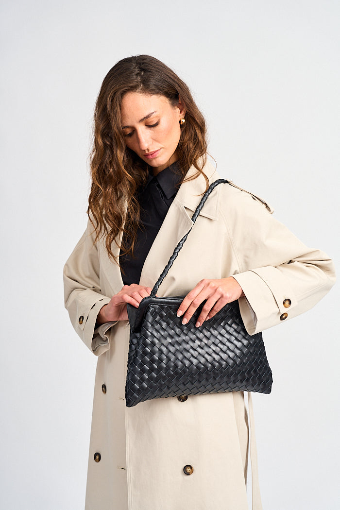 BUSTINA BLACK