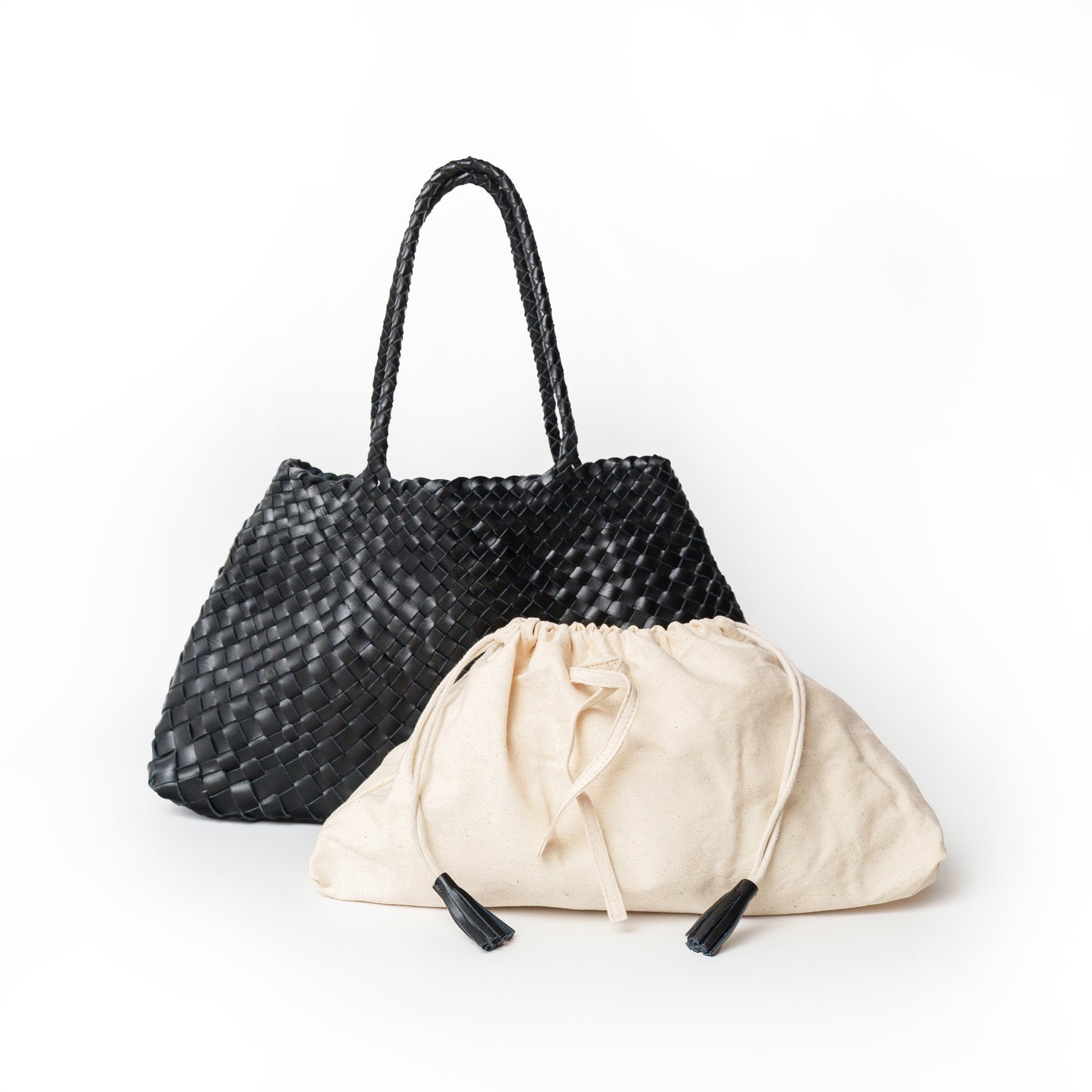 INNOVIO BLACK