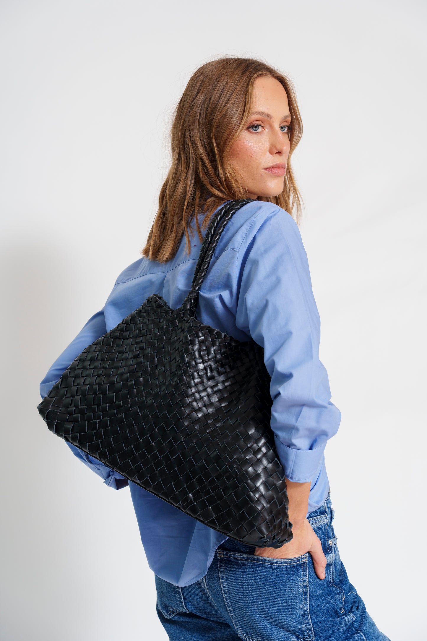 INNOVIO BLACK